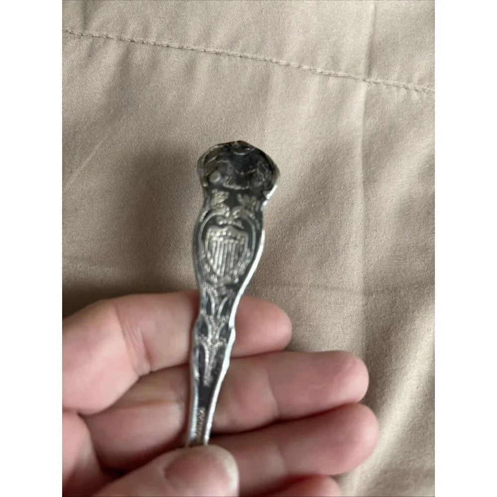 Antique Silverplate Maine Dirigo 1915 Souvenir Spoon‎ WM ROGERS 23.2g  #J4362